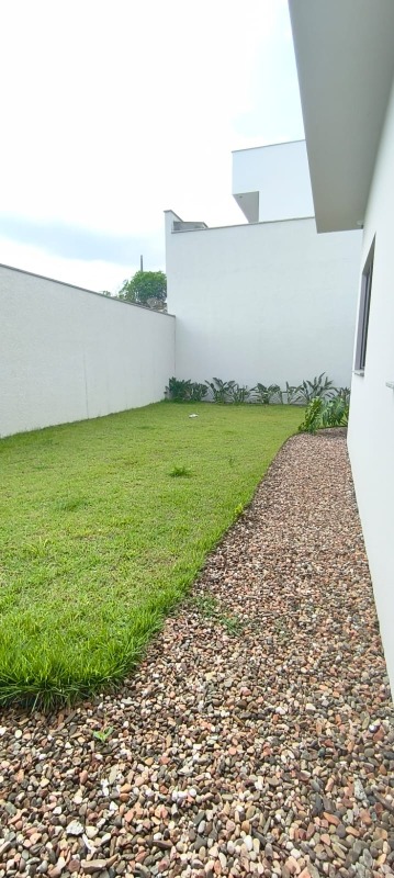 Casa à venda no Estrada Nova: 