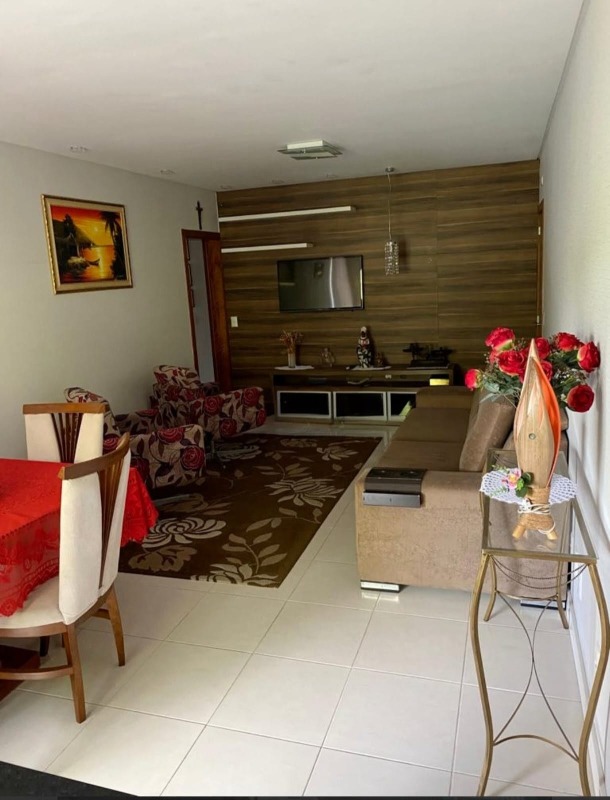 Apartamento à venda no Barra do Rio Cerro: 