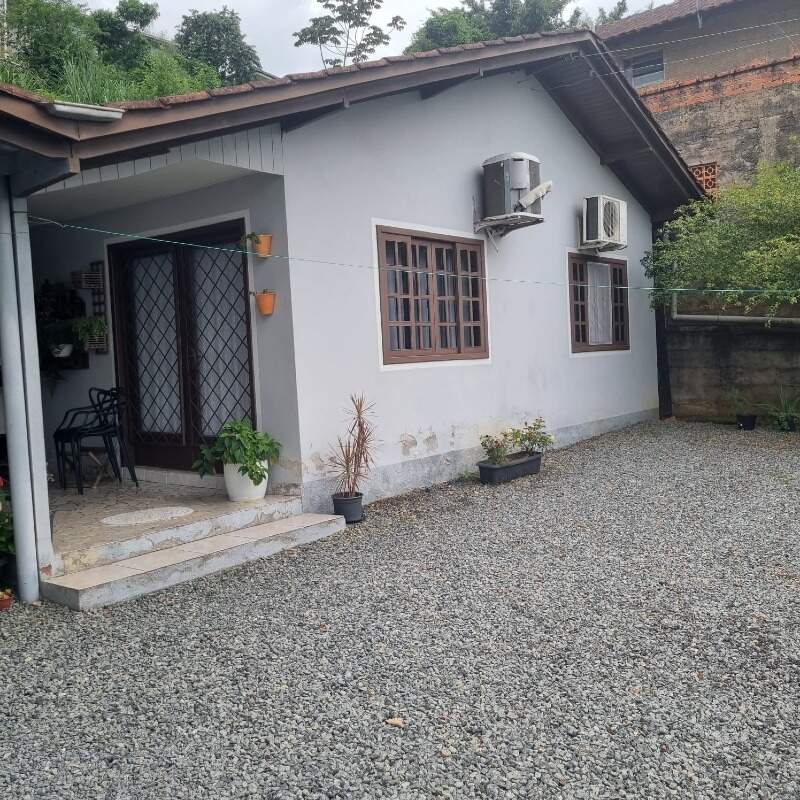 Casa à venda no Água Verde: 