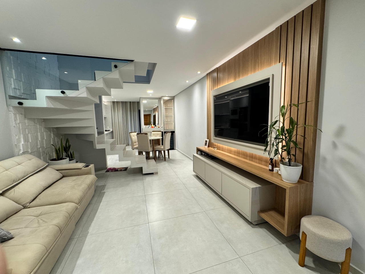  Geminado à venda no Beira Rio: 