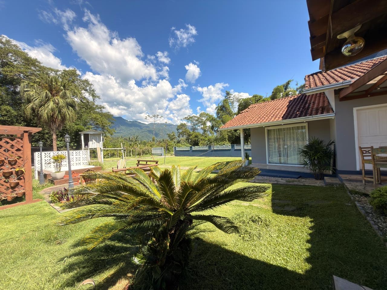 Casa à venda no Bracinho: 