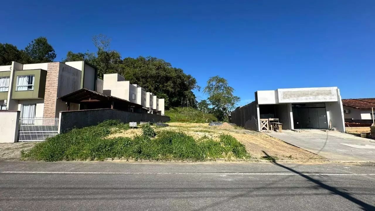 Terreno à venda no Tifa Martins: 