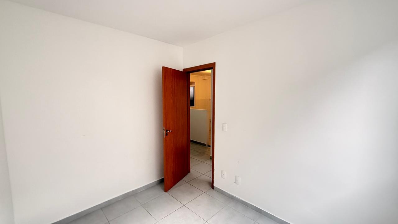 Apartamento para aluguel no Barra do Rio Cerro: 