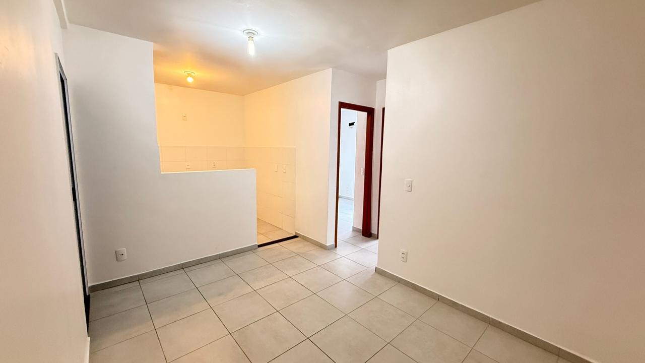 Apartamento para aluguel no Barra do Rio Cerro: 