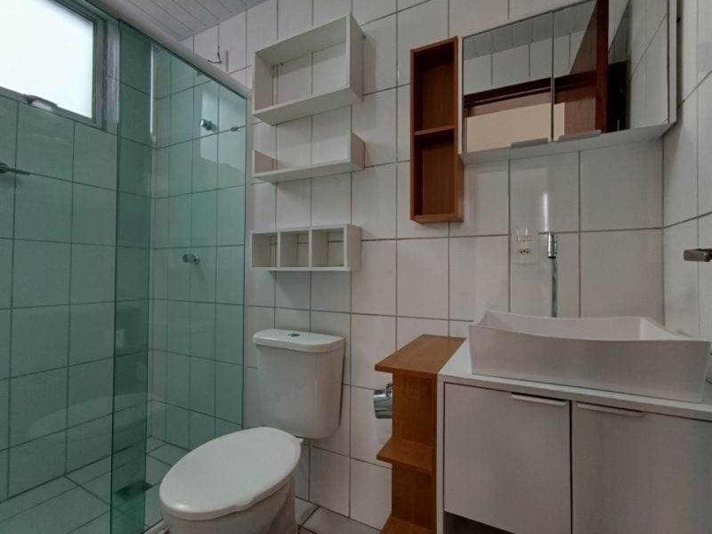 Apartamento para aluguel no Rau: 