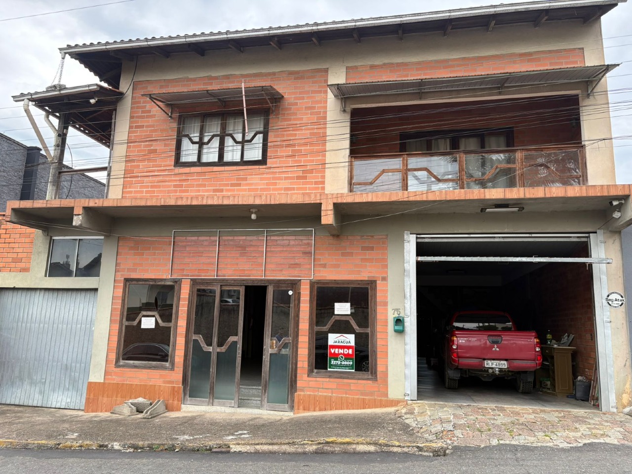  Sobrado à venda no Centro: 