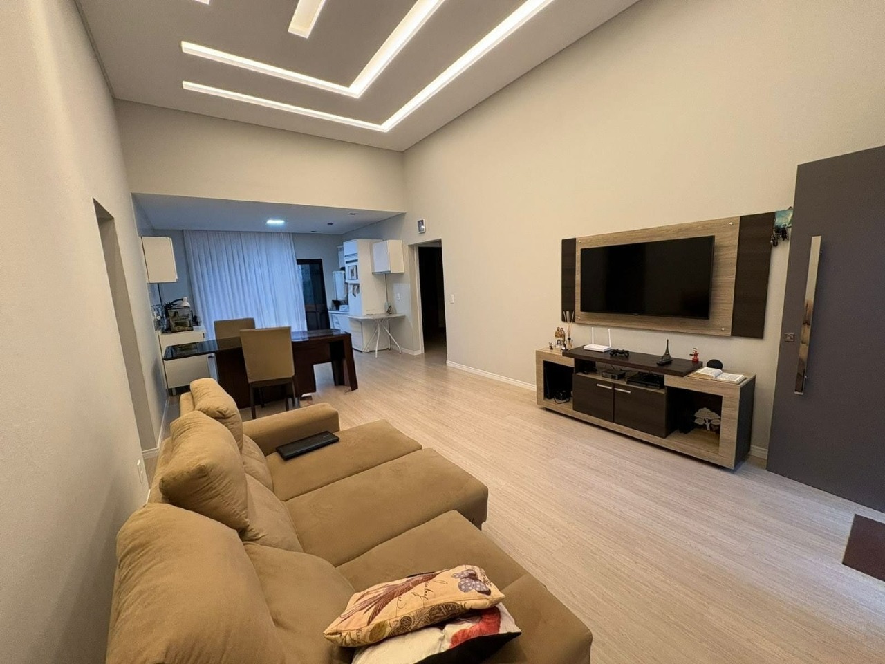 Casa à venda no Ilha da Figueira: 