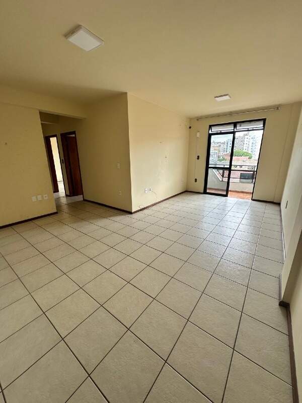 Apartamento à venda no Jaraguá Esquerdo: 