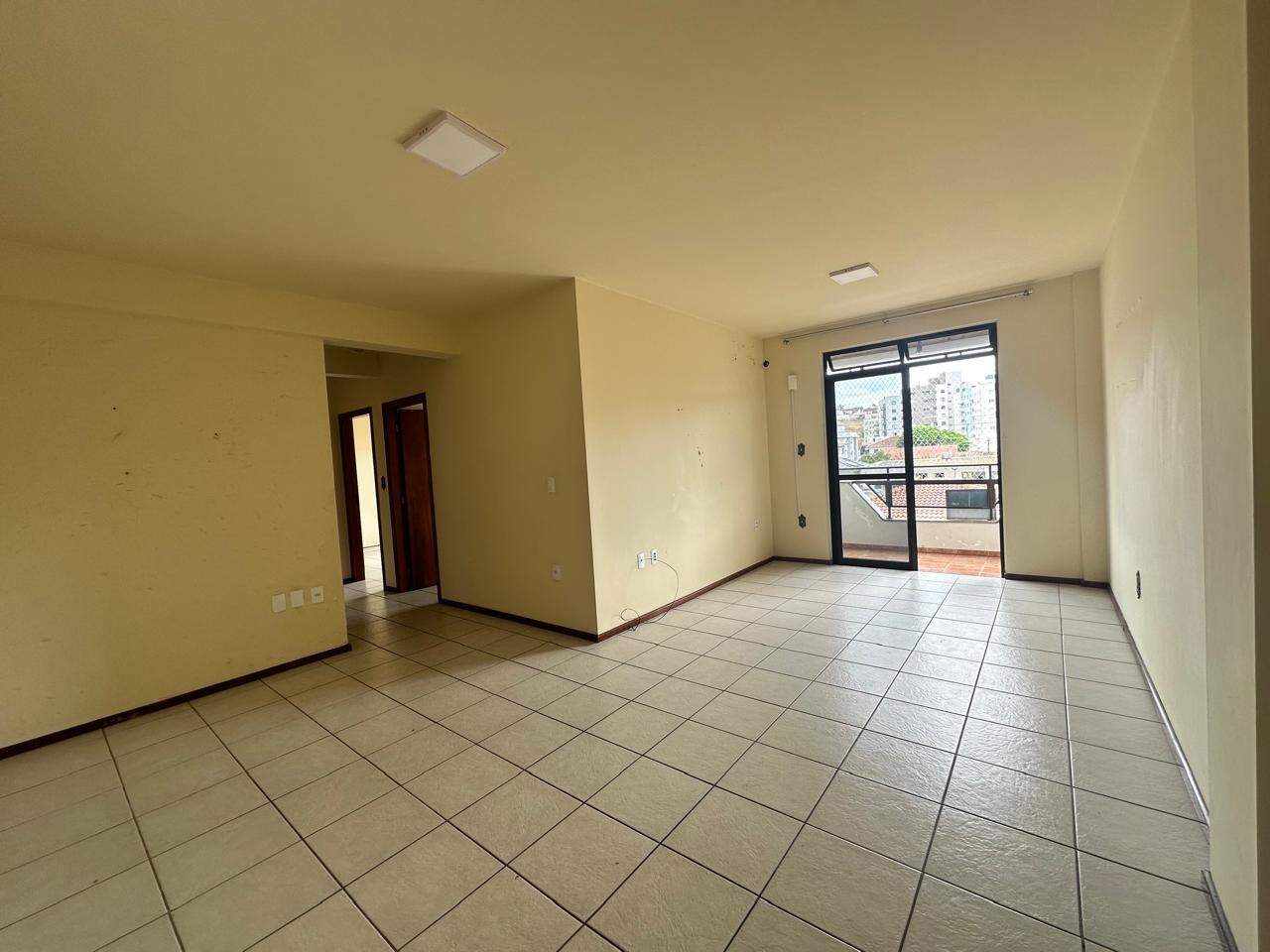 Apartamento à venda no Jaraguá Esquerdo: 