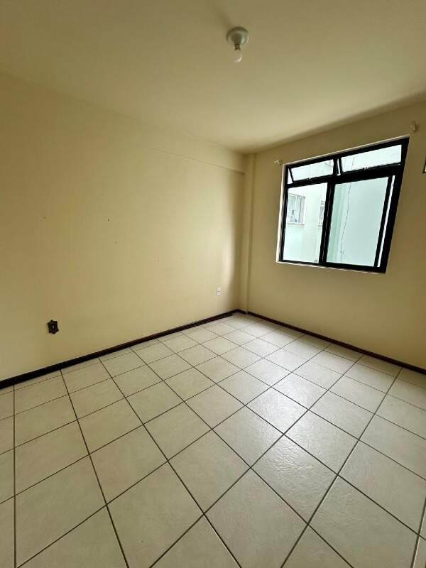 Apartamento à venda no Jaraguá Esquerdo: 