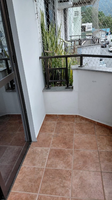 Apartamento à venda no Jaraguá Esquerdo: 