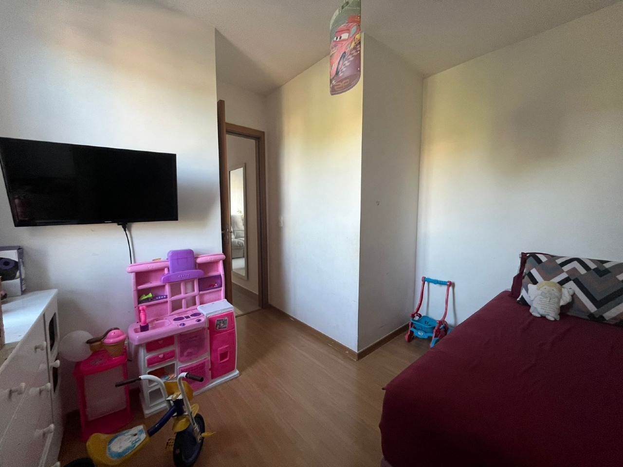 Apartamento à venda no Jaraguá Esquerdo: 