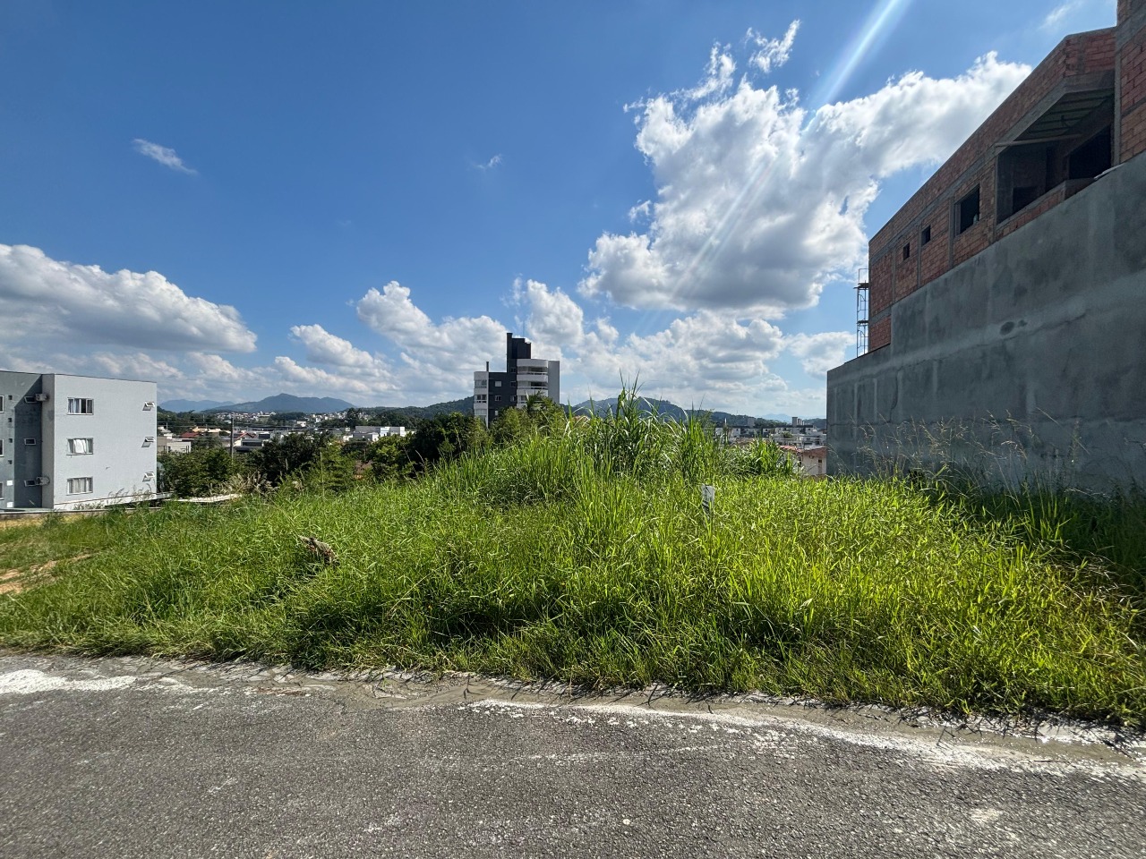 Terreno à venda no Amizade: 