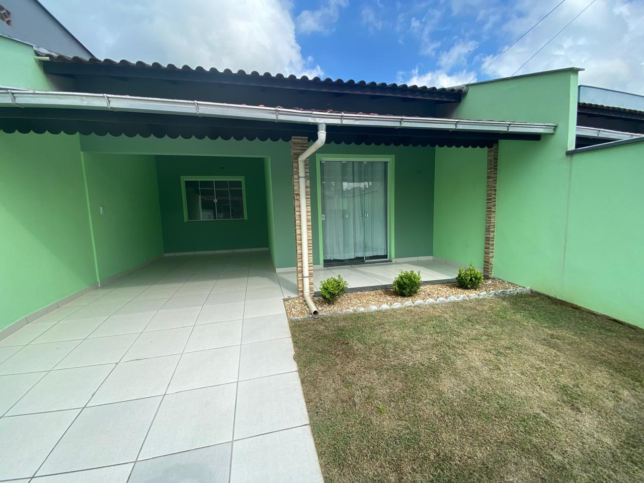  Geminado à venda no Jaraguá 84: 