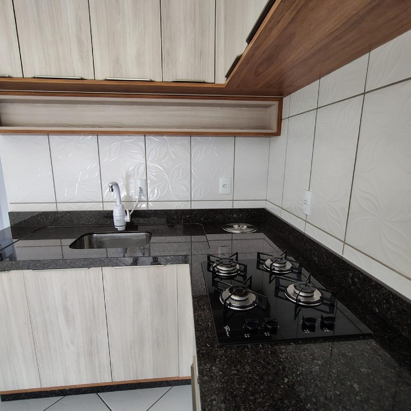  Geminado à venda no Jaraguá 84: 