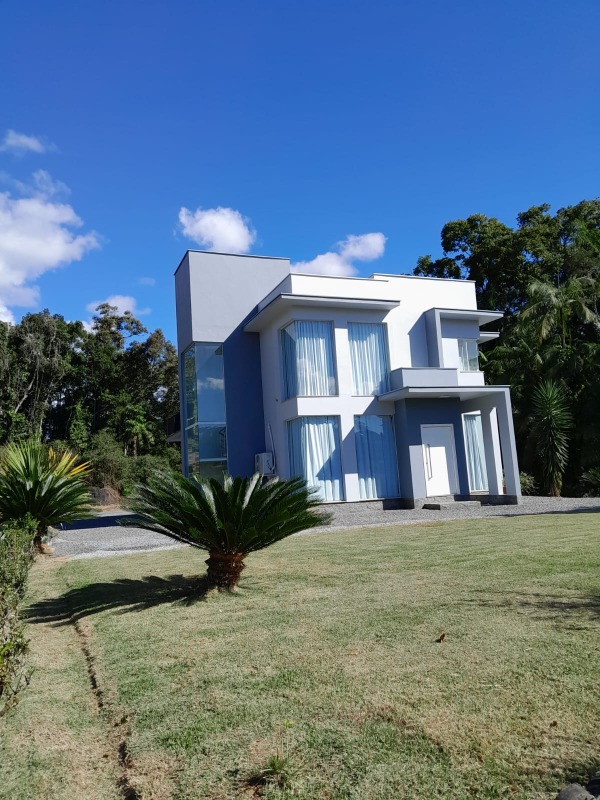 Casa à venda no Centro: 