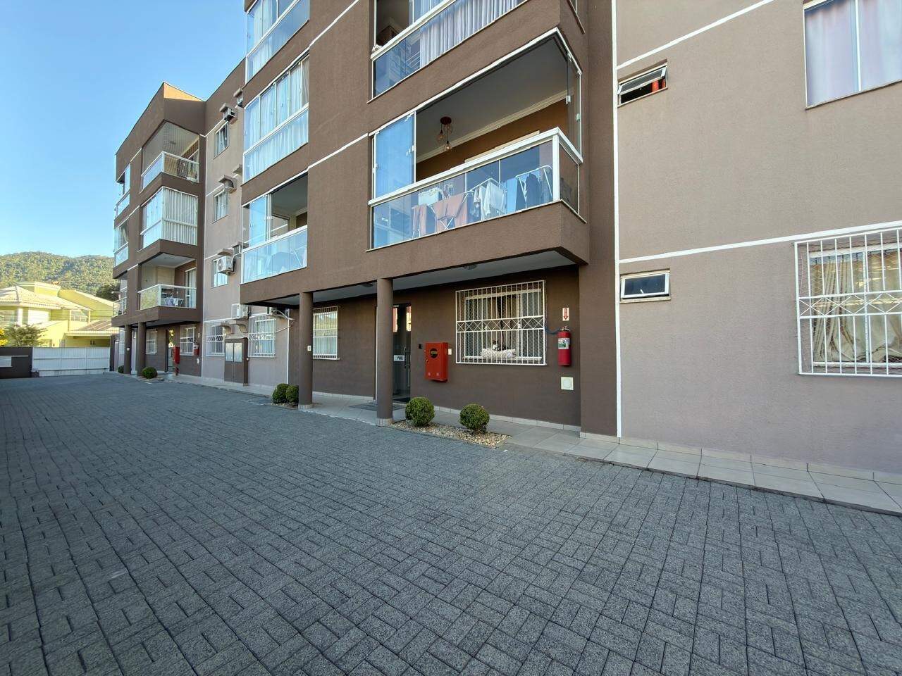 Apartamento à venda no Jaraguá Esquerdo: 