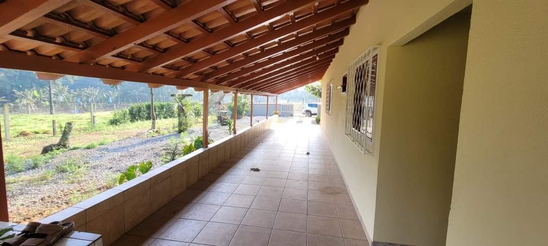 Casa à venda no Schroeder: 