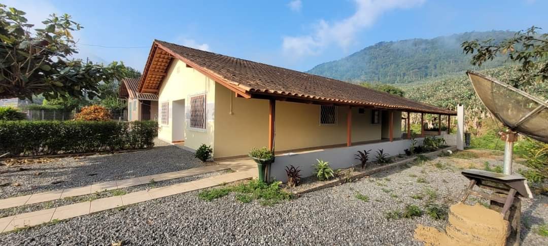 Casa à venda no Schroeder: 