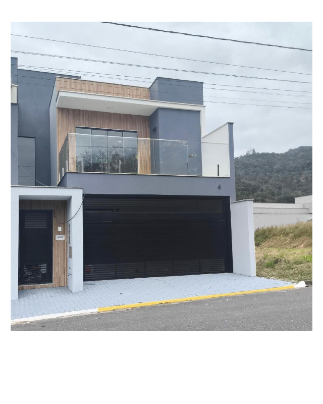  Sobrado à venda no Barra do Rio Cerro: 