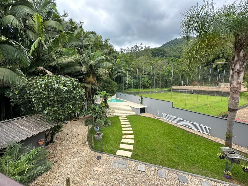  Sobrado à venda no Ilha da Figueira: 