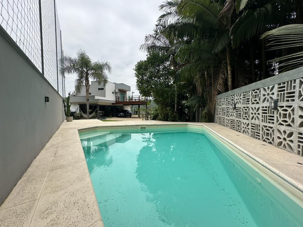  Sobrado à venda no Ilha da Figueira: 