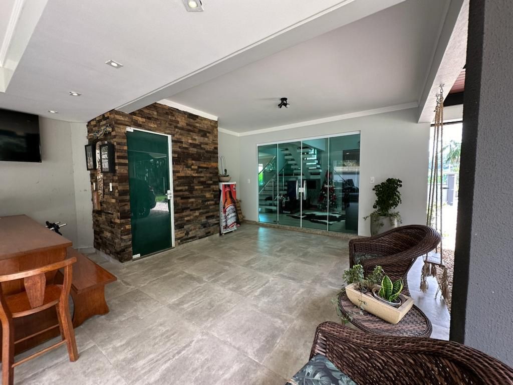  Sobrado à venda no Ilha da Figueira: 