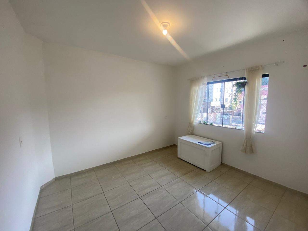 Apartamento à venda no Rau: 