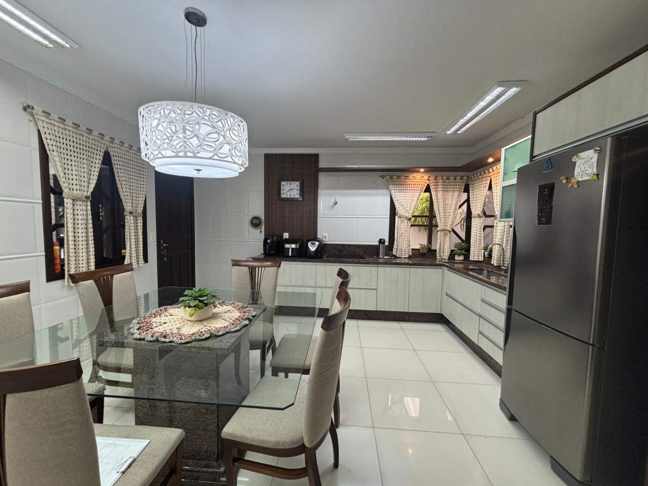 Casa à venda no Amizade: 