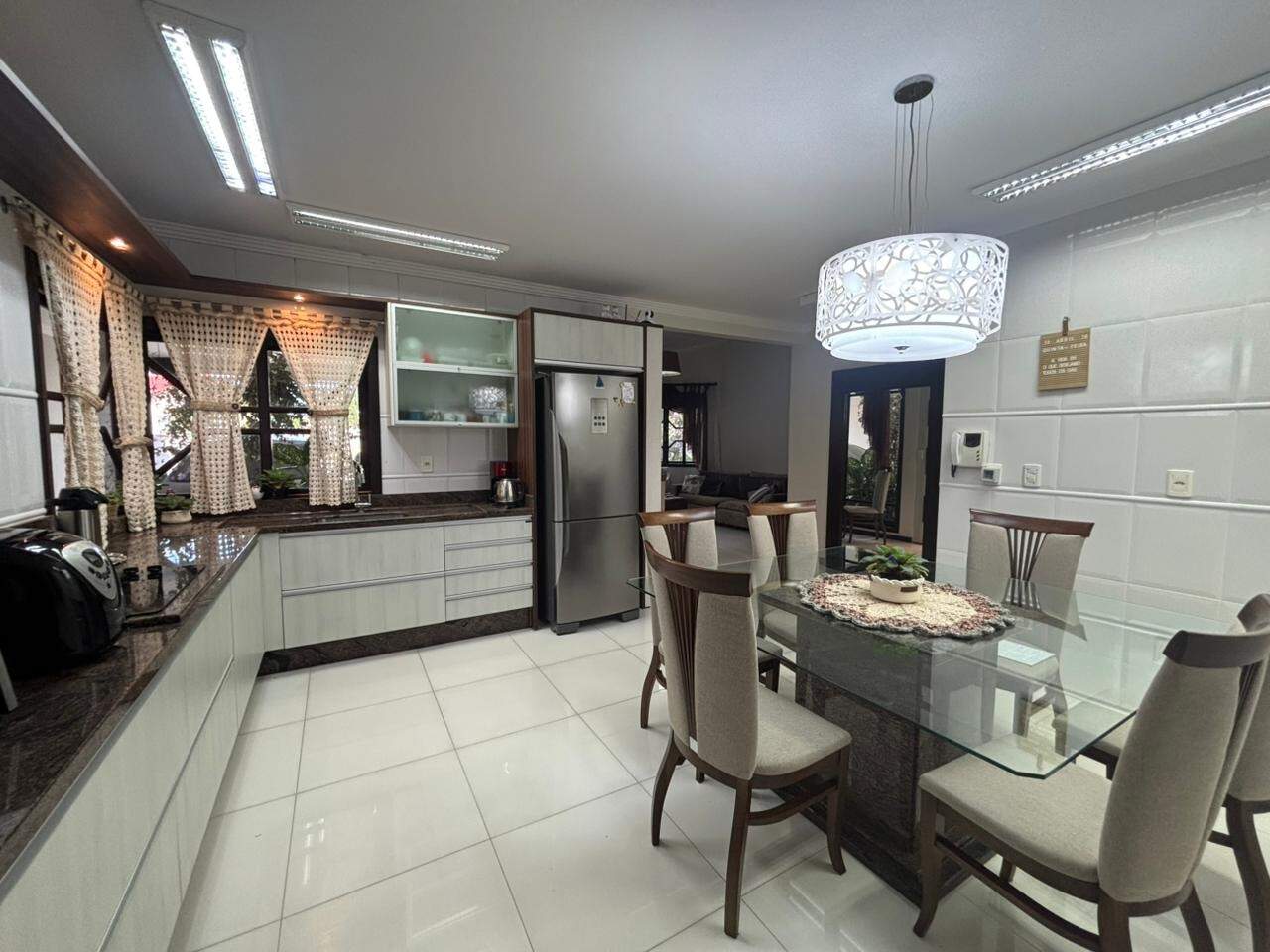 Casa à venda no Amizade: 