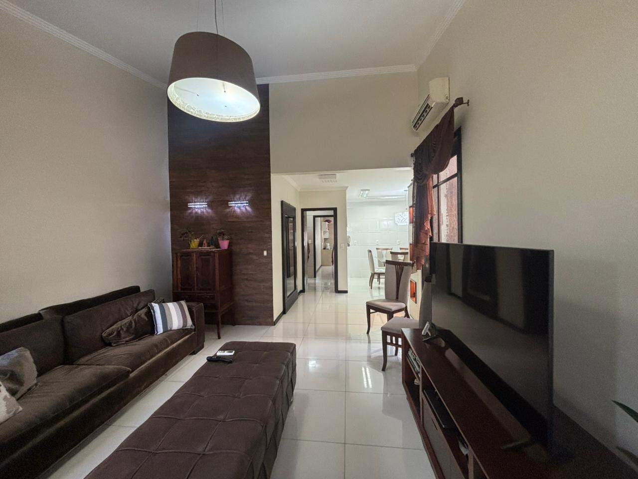 Casa à venda no Amizade: 