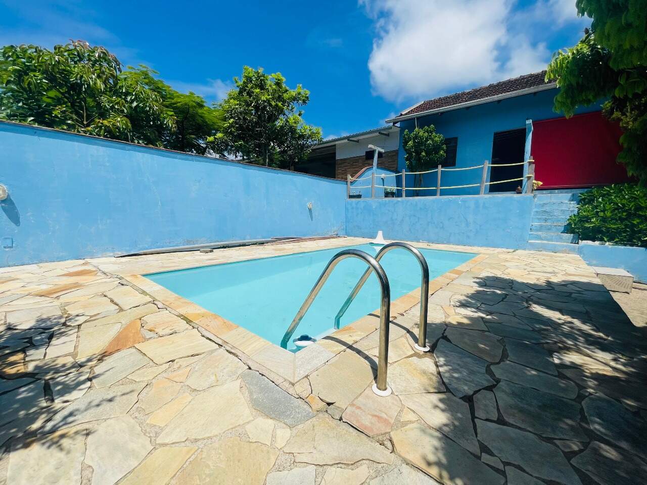 Casa à venda no Praia do Ervino: 