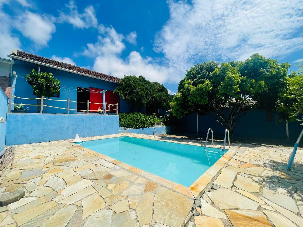 Casa à venda no Praia do Ervino: 