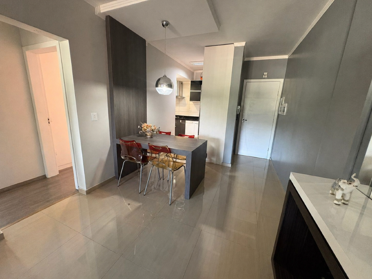 Apartamento à venda no Barra do Rio Molha: 