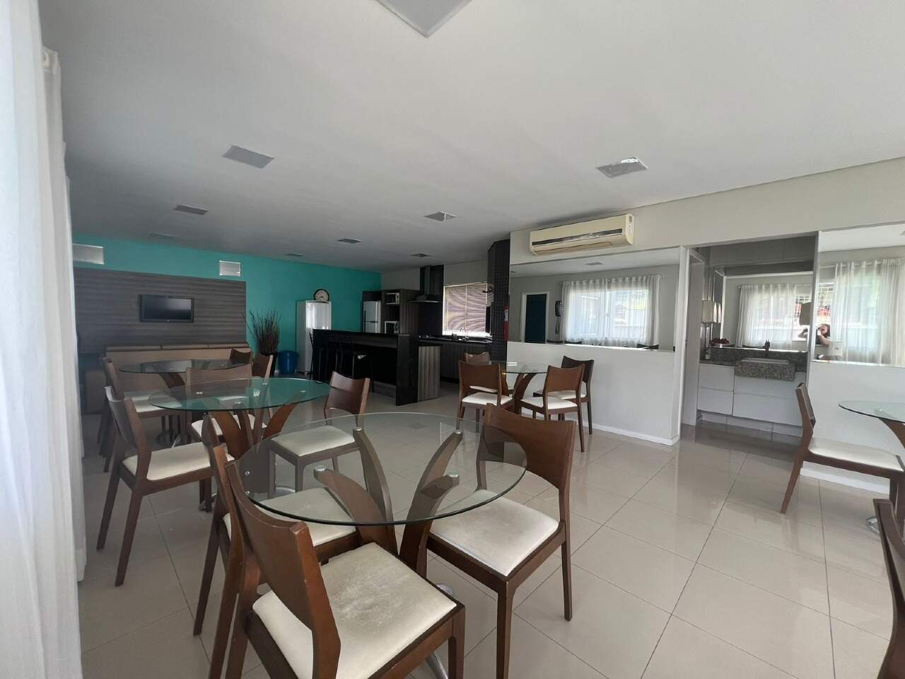 Apartamento à venda no Estrada Nova: 