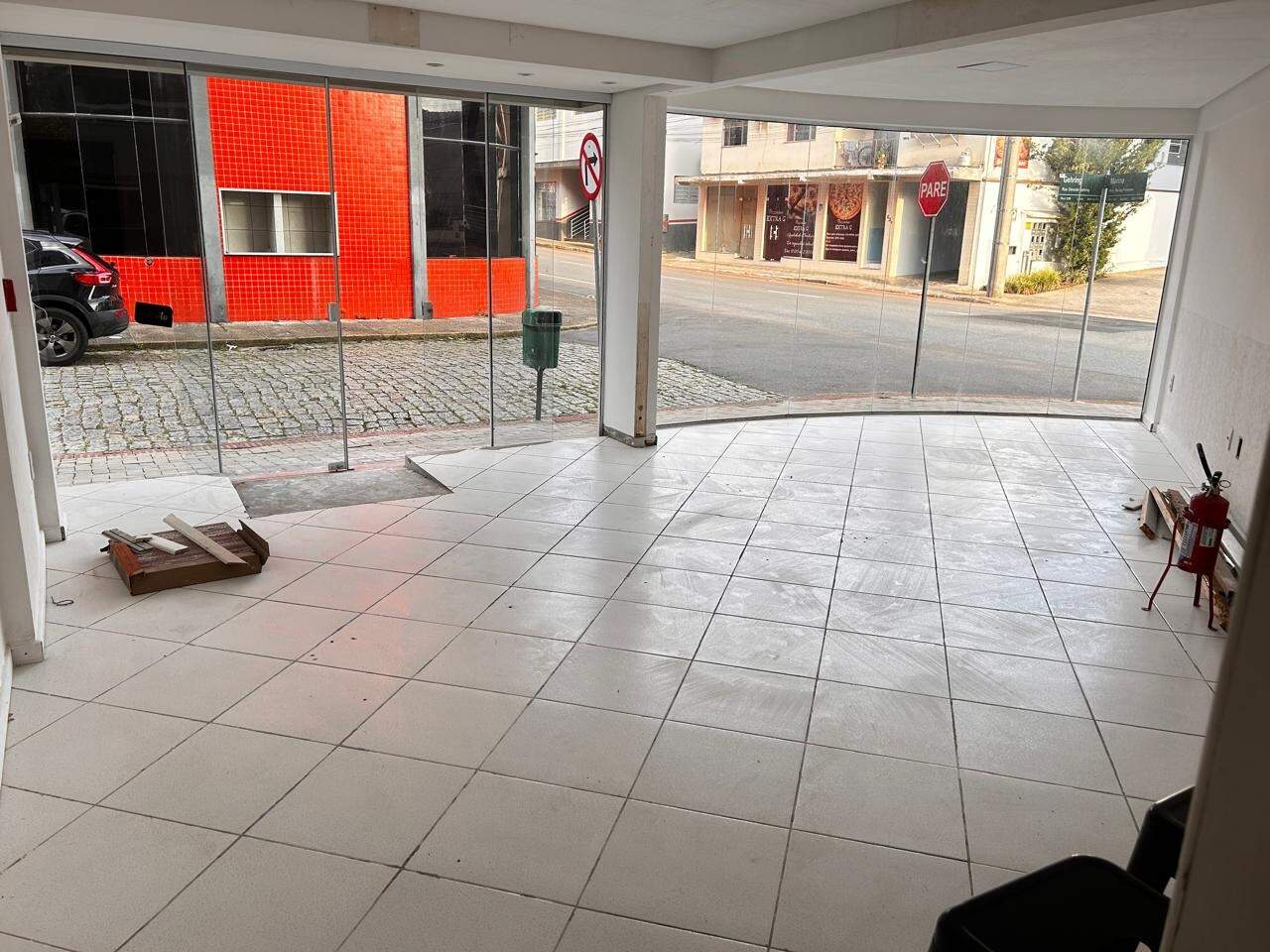 Sala à venda no Centro: 