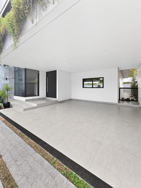 Casa à venda no Jaraguá Esquerdo: 