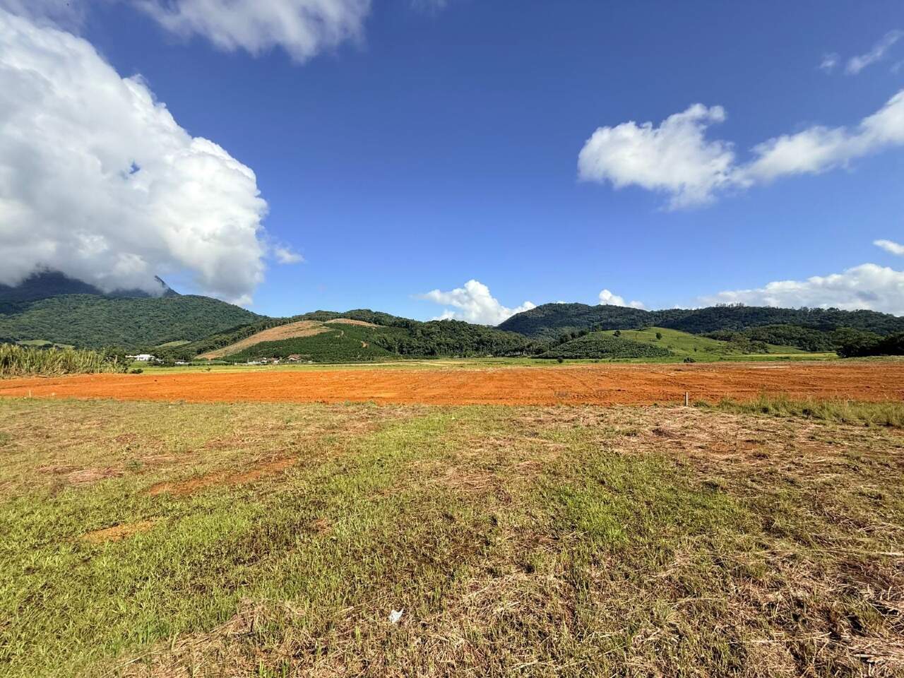 Terreno à venda no JacuAçu: 