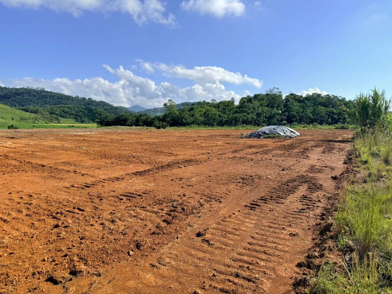 Terreno à venda no JacuAçu: 
