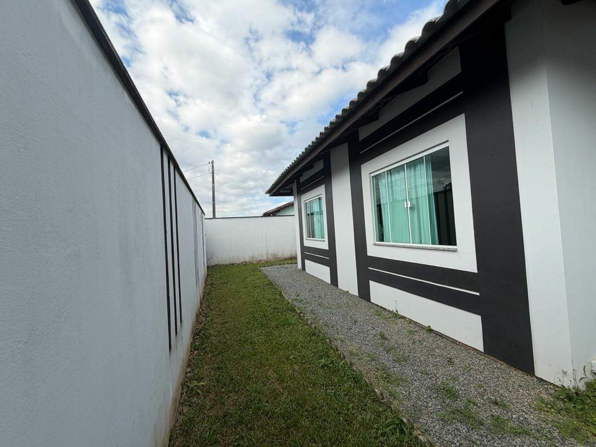 Casa à venda no Amizade: 