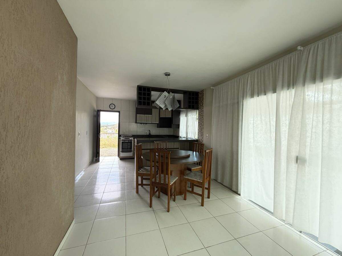 Casa à venda no Amizade: 