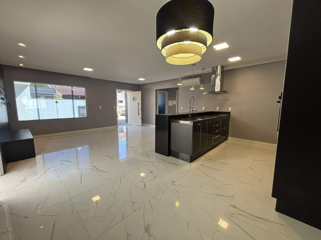 Casa, 1 quarto, 340 m² - Foto 2