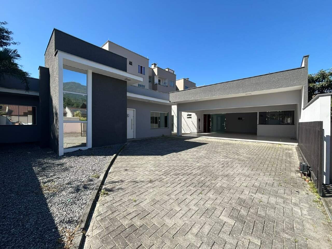 Casa, 1 quarto, 340 m² - Foto 1