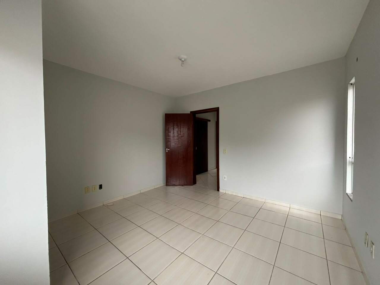Casa à venda no Amizade: 
