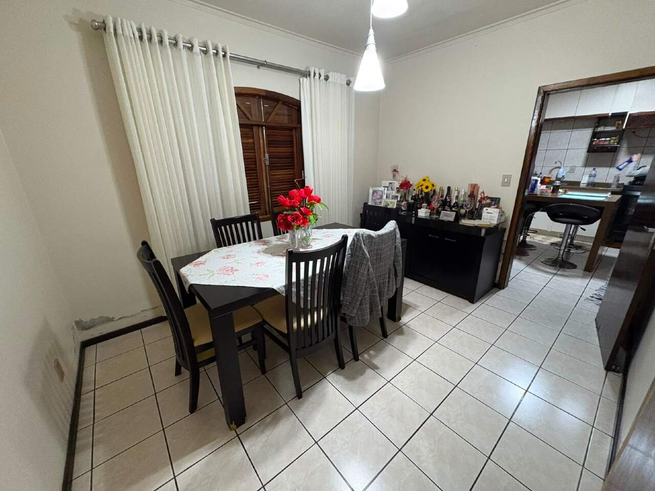 Casa à venda no Barra do Rio Cerro: 