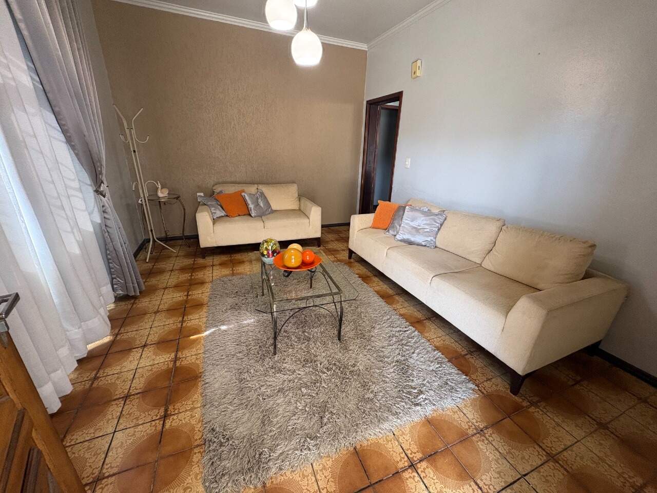  Sobrado à venda no Rau: 