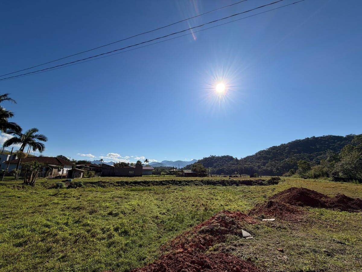 Terreno à venda no Três Rios do Norte: 