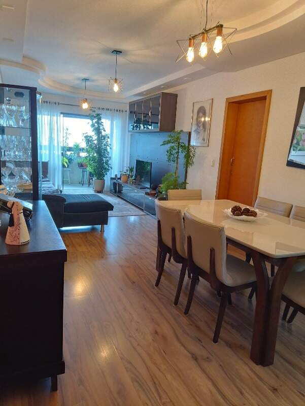 Apartamento à venda no Jaraguá Esquerdo: 