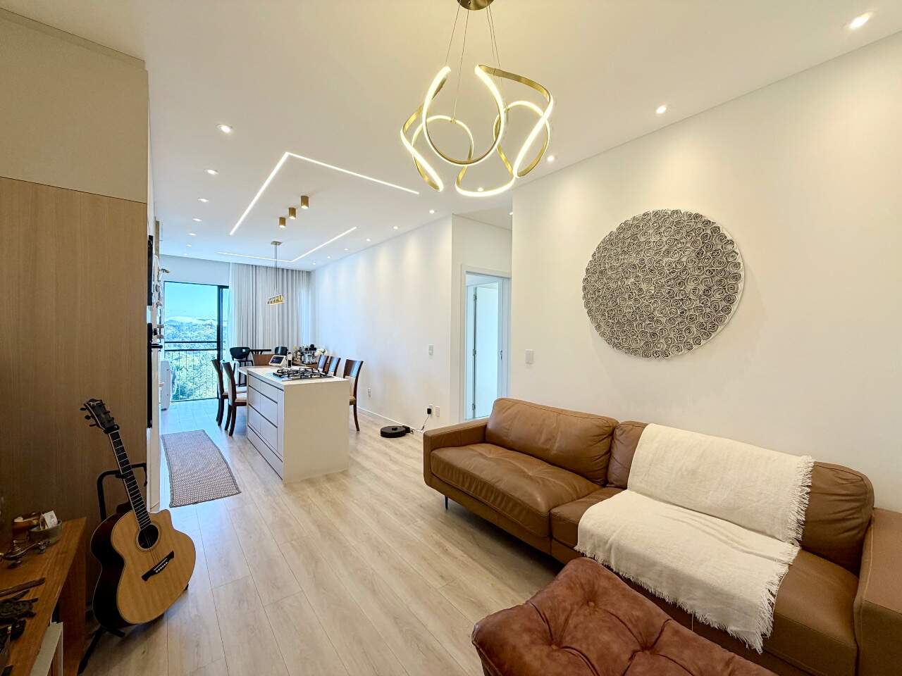 Apartamento à venda no Jaraguá Esquerdo: 