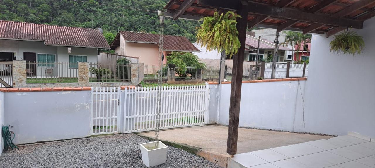  Geminado à venda no Três Rios do Norte: 
